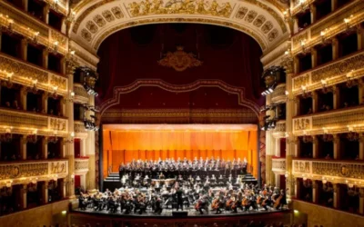 Riapre lo storico Teatro San Carlo con la stagione d’opera 2025